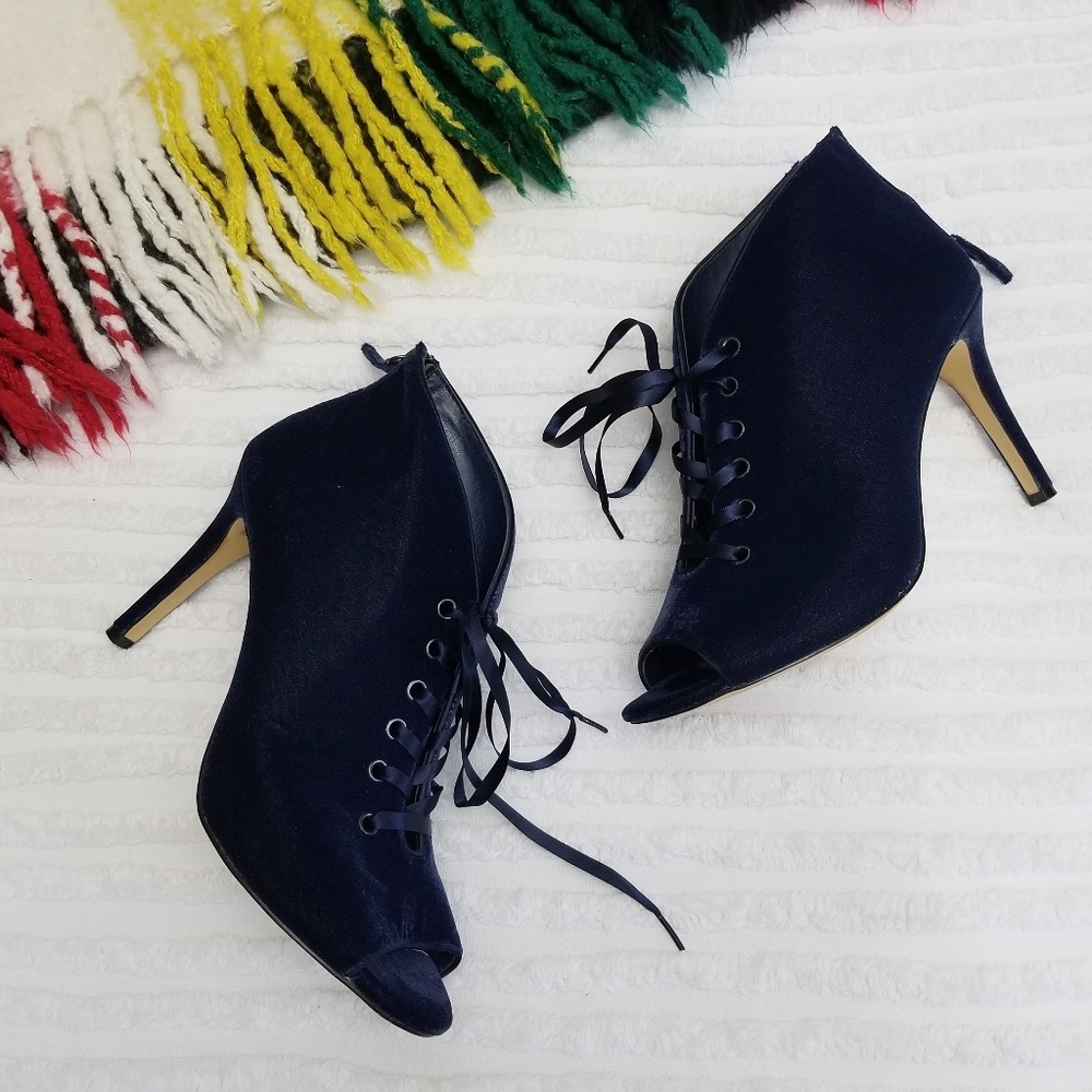 WHBM Blue Velvet Lace-Up Peep Toe Booties Size 9 - Picture 2 of 8